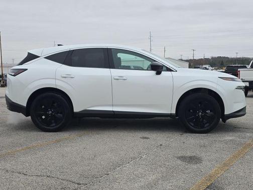 2025 Nissan Murano SV