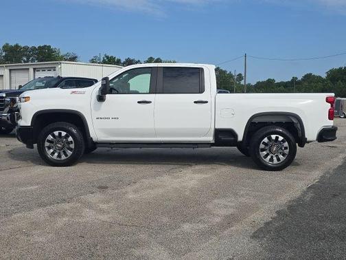 2024 Chevrolet Silverado 2500 Custom