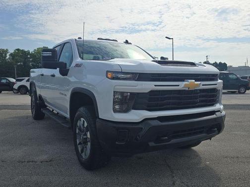 2024 Chevrolet Silverado 2500 Custom