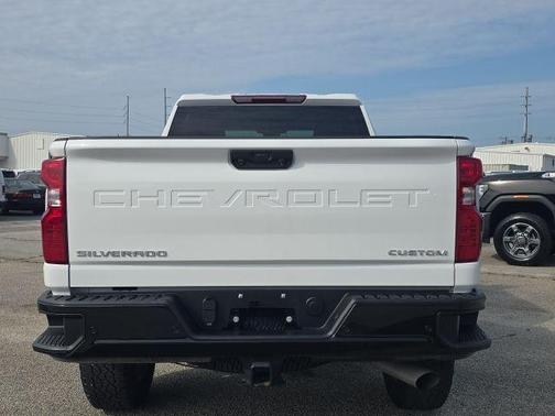 2024 Chevrolet Silverado 2500 Custom