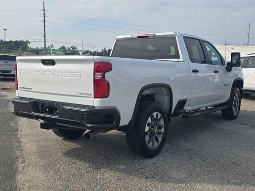 2024 Chevrolet Silverado 2500 Custom