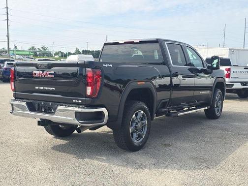 2025 GMC Sierra 2500 SLE