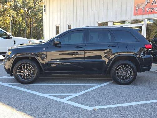 2016 Jeep Grand Cherokee Laredo