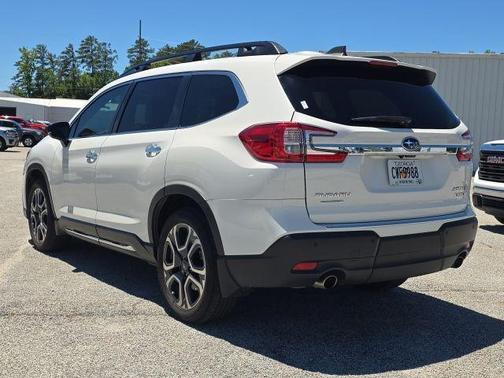 Crystal White Pearl 2024 Subaru Ascent Touring