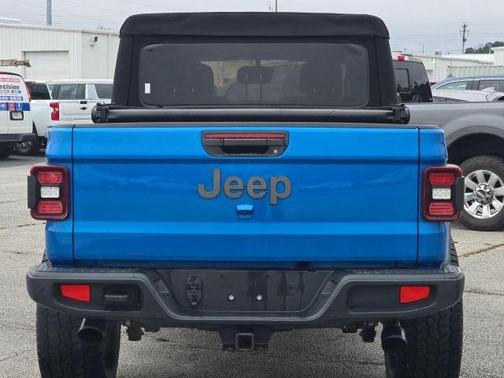 2021 Jeep Gladiator Sport