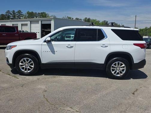 2020 Chevrolet Traverse LT Cloth