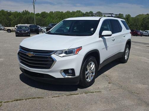 2020 Chevrolet Traverse LT Cloth