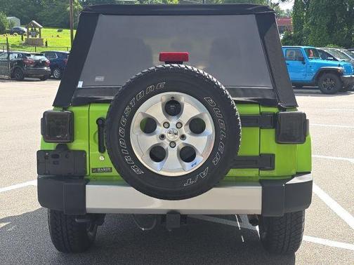 2013 Jeep Wrangler Unlimited Sahara