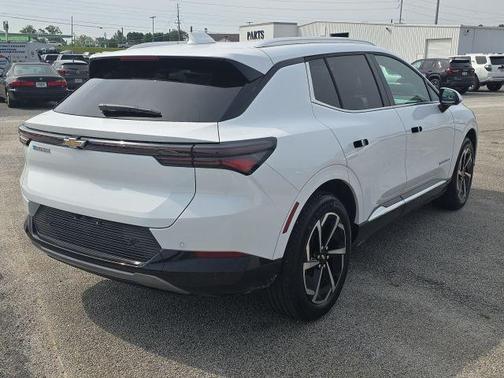 2025 Chevrolet Equinox EV LT