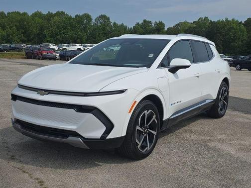 2025 Chevrolet Equinox EV LT