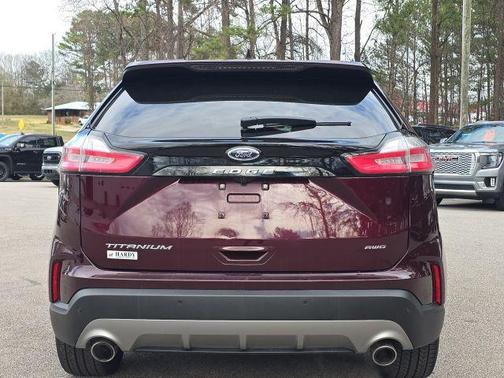 2022 Ford Edge Titanium