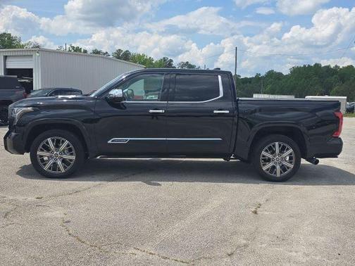 2022 Toyota Tundra Hybrid Capstone