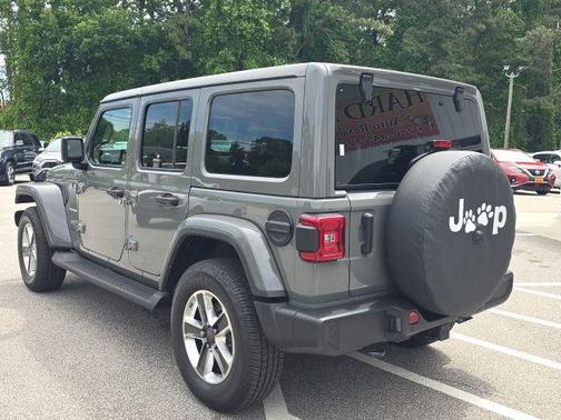Sting Gray Clearcoat 2022 Jeep Wrangler Unlimited Sahara