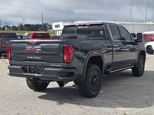 2023 GMC Sierra 2500 Denali