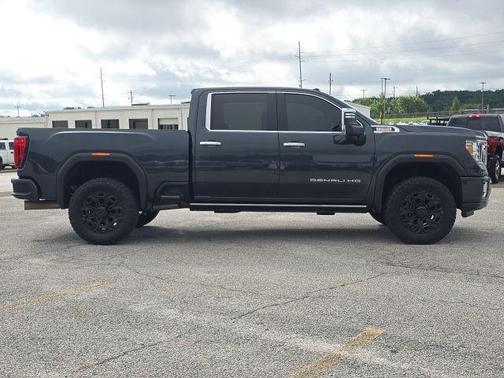 2023 GMC Sierra 2500 Denali