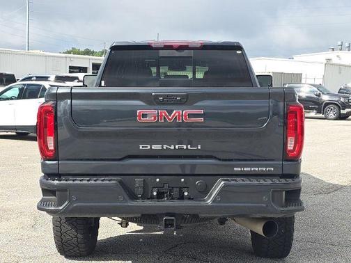 2023 GMC Sierra 2500 Denali