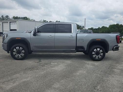 2024 GMC Sierra 2500 Denali