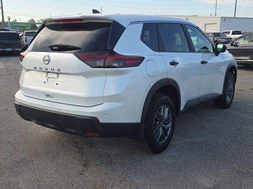 2024 Nissan Rogue S