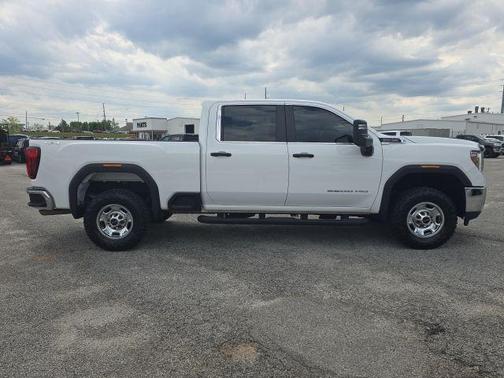 2023 GMC Sierra 2500 Pro