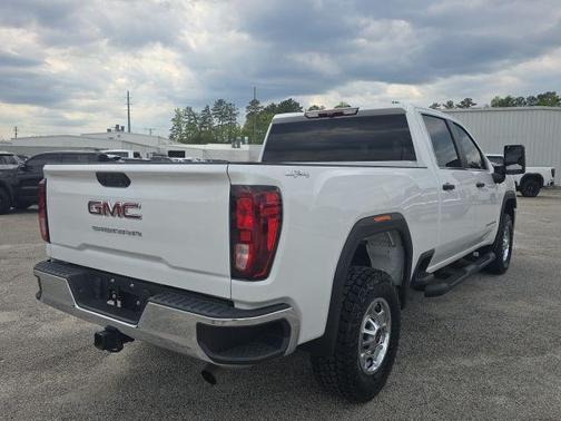 2023 GMC Sierra 2500 Pro