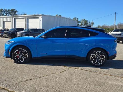 2022 Ford Mustang Mach-E GT