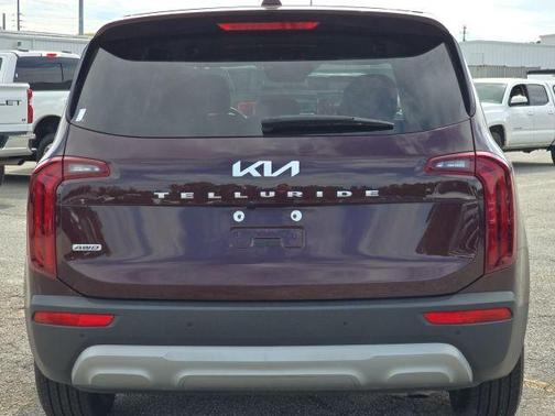 2022 Kia Telluride LX