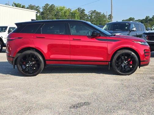 2023 Land Rover Range Rover Evoque R-Dynamic SE