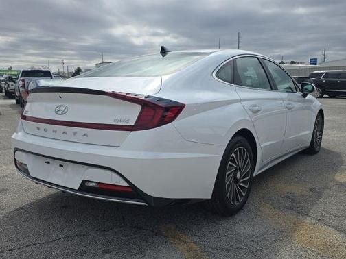 2023 Hyundai SONATA Hybrid SEL