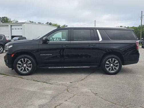 2021 Chevrolet Suburban LT