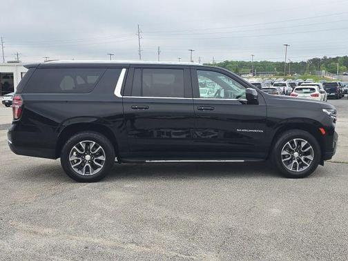 2021 Chevrolet Suburban LT