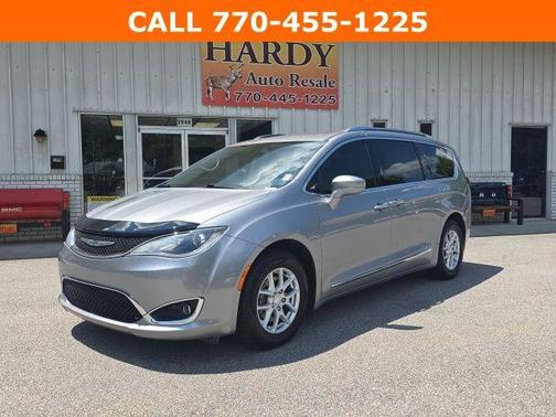 2020 Chrysler Pacifica Touring-L