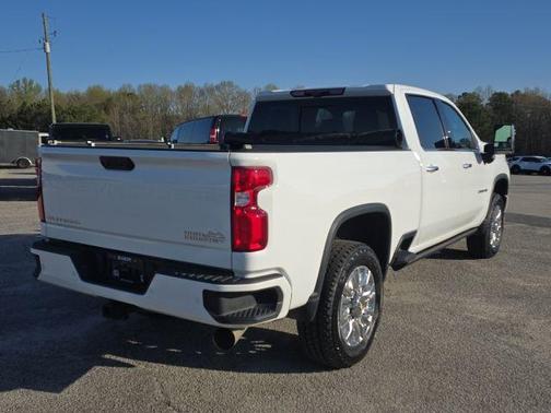 2022 Chevrolet Silverado 2500 High Country