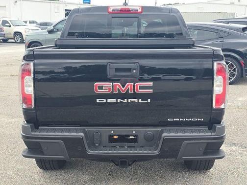 2022 GMC Canyon Denali