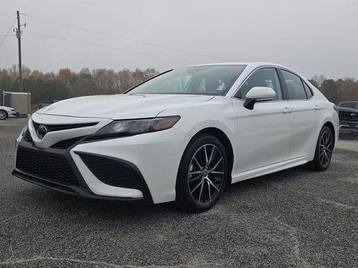 2024 Toyota Camry 