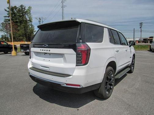 2025 Chevrolet Tahoe LS