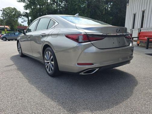 2021 Lexus ES 350 Base