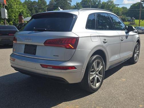 2020 Audi Q5 45 Prestige