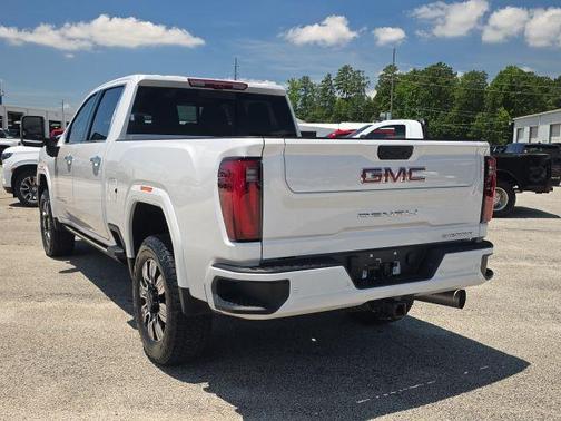 2024 GMC Sierra 2500 Denali