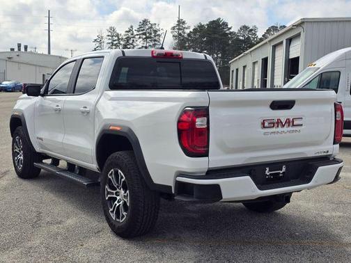 2025 GMC Canyon AT4