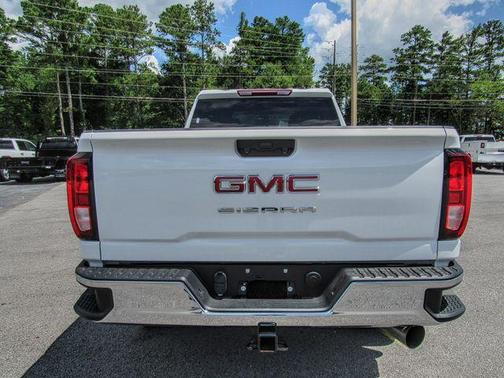 2024 GMC Sierra 2500 Pro