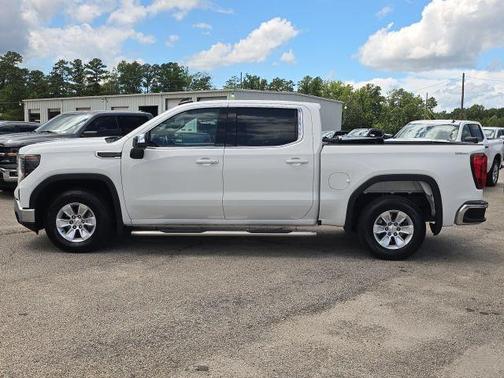 2024 GMC Sierra 1500 SLE