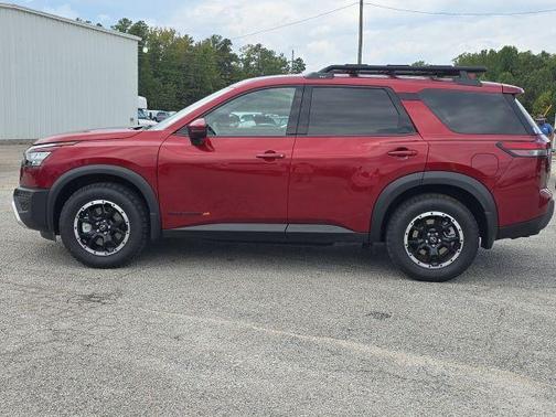 2025 Nissan Pathfinder Rock Creek