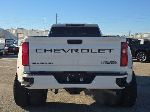 2024 Chevrolet Silverado 3500 High Country