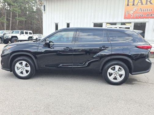 2022 Toyota Highlander L