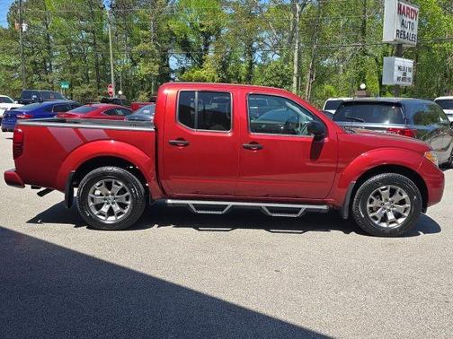 2021 Nissan Frontier SV
