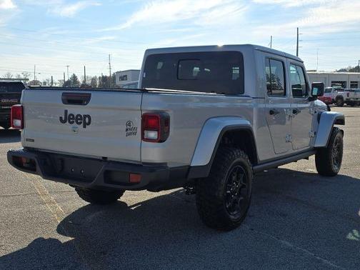 2023 Jeep Gladiator Sport