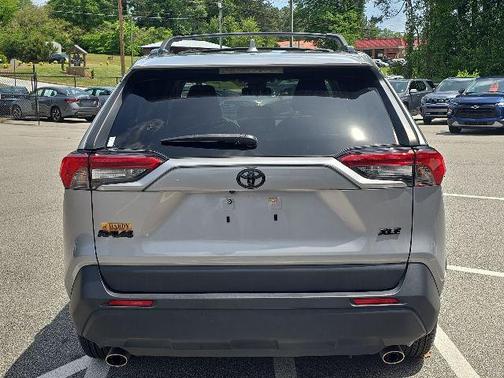Silver Sky Metallic 2019 Toyota RAV4 XLE