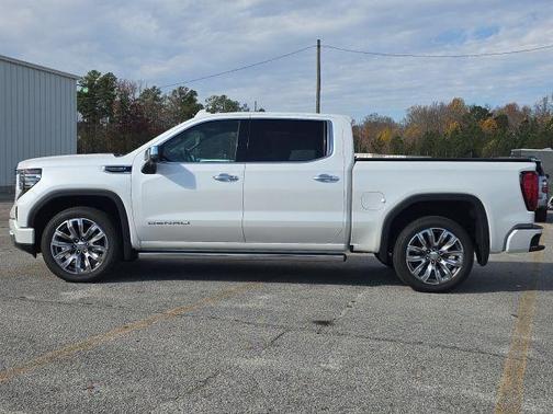 2025 GMC Sierra 1500 Denali
