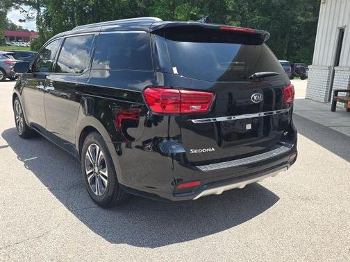 2021 Kia Sedona SX