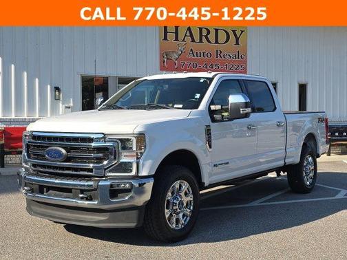 Oxford White 2022 Ford F-250 Lariat